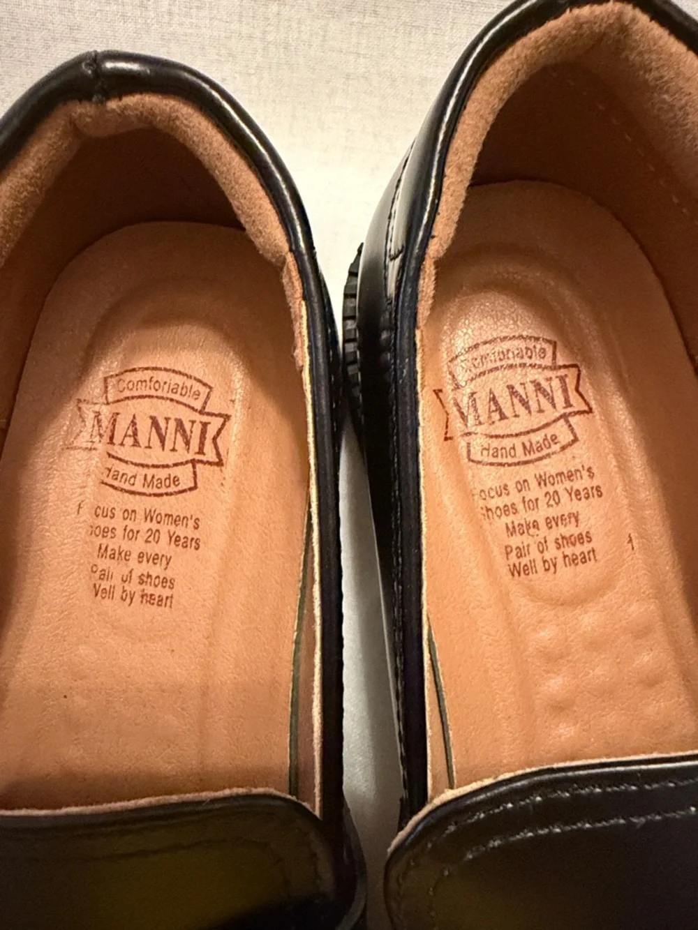 MANNI New Womens Comfortable Black Leather Wide Handmade  Toe Box Loafers sz 39